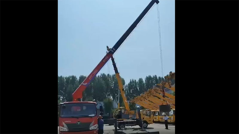 Camion à flèche 5T, SST5S4