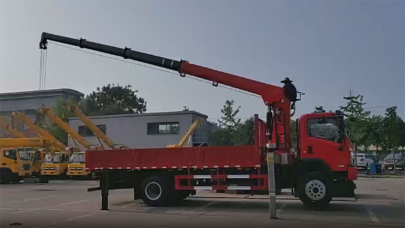 Camion à flèche 10T, SST10S4
