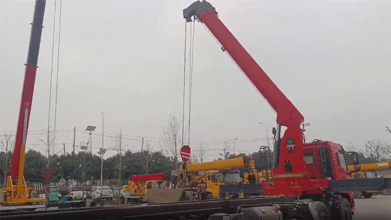 Camion à flèche 16T, SST16S5
