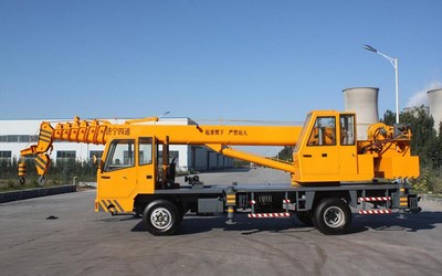 Camion-grue 10T, STSQ10A